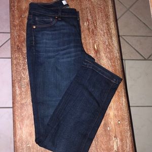 Calling all Demin Lovers! Curvy straight dark jean
